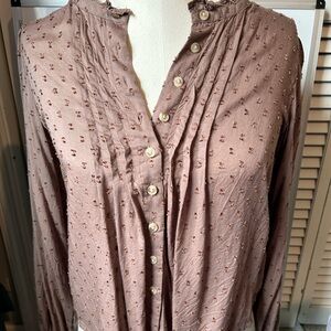 Lucky brand blouse- long sleeve, textured material, earth tone
